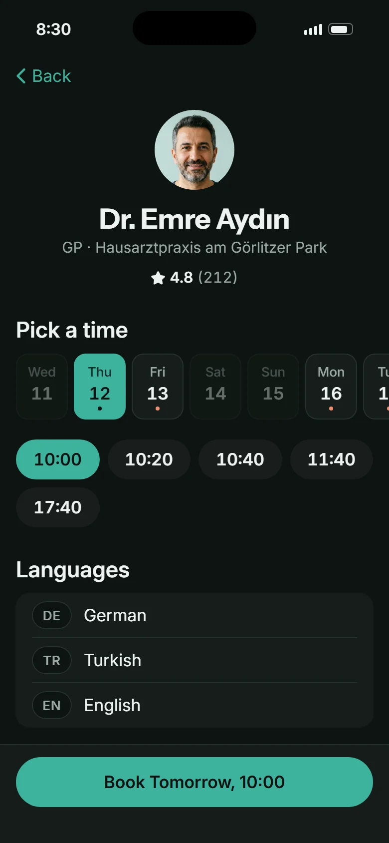 Arztprofil im dunklen Theme